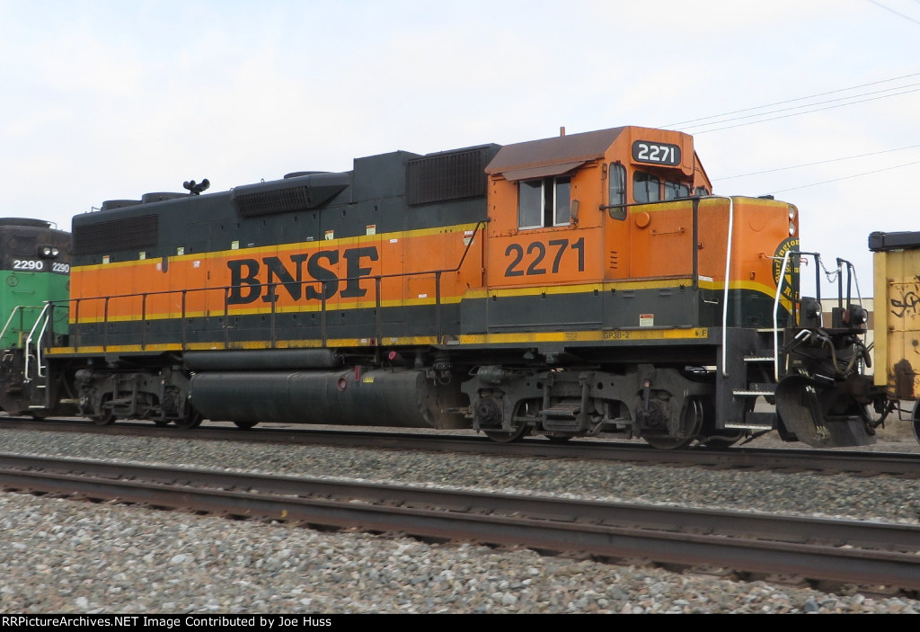BNSF 2271